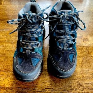 L.L.Bean blue kids waterproof hiking boots. Size 1